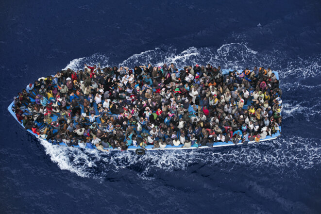 Opération “Mare Nostrum”, le 7 juin 2014 – Catégorie “Actualités” © Massimo Sestini Opération “Mare Nostrum”, le 7 juin 2014 – Catégorie “Actualités” © Massimo Sestini